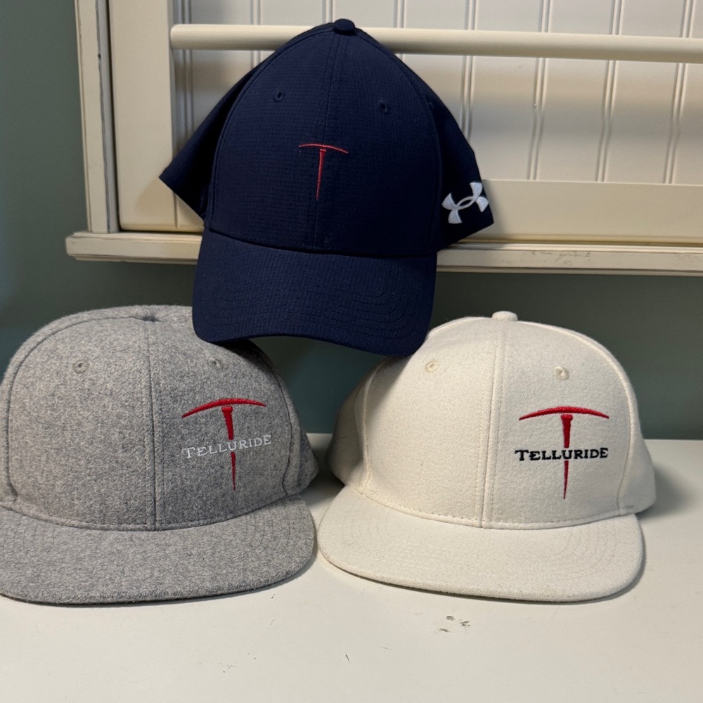 New 2 Locale & 1 Under Armor Baseball caps
